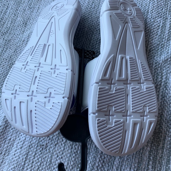 under armour 4d slides